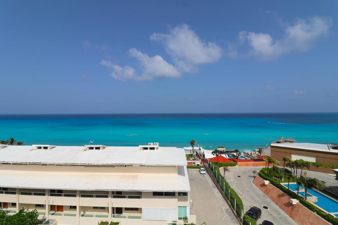 Penthouse On The With Private Sea View *