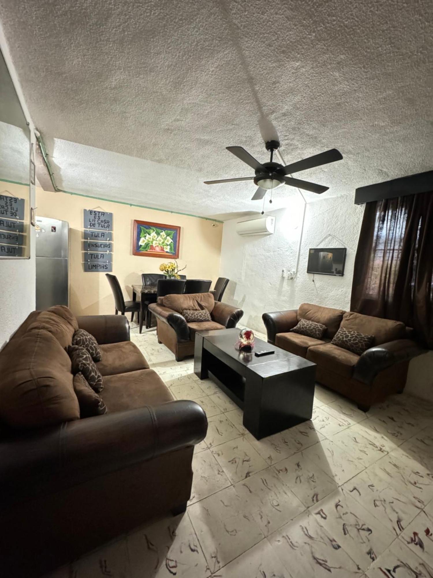 Casa De La Morelos * Cancún