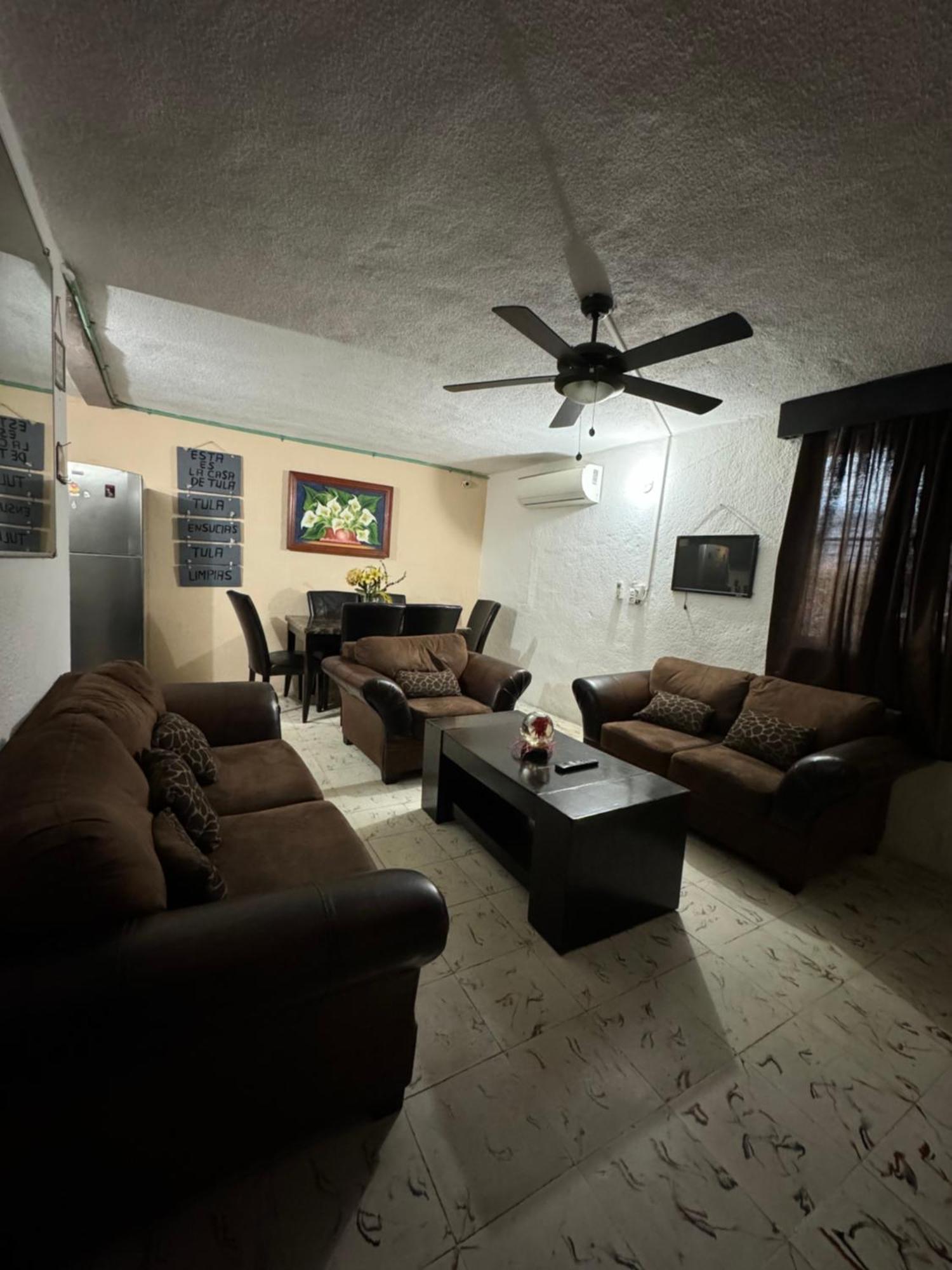 Casa De La Morelos Cancún
