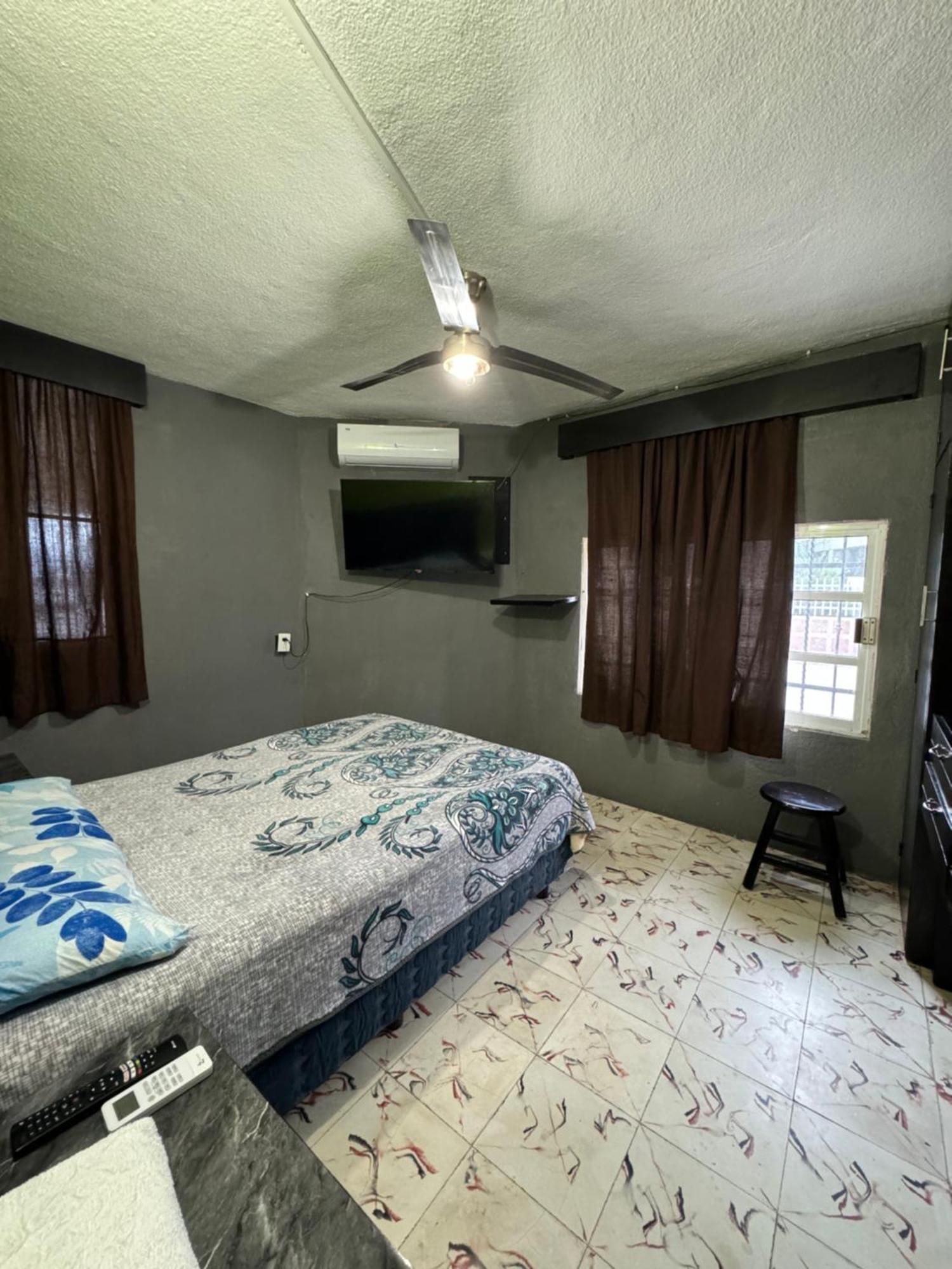 Casa De La Morelos Cancún