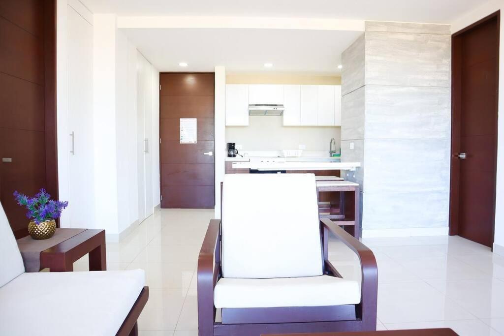 Apartamento 1 Min Walking The Beach, Amazing Rooftop,brandnew Cancún