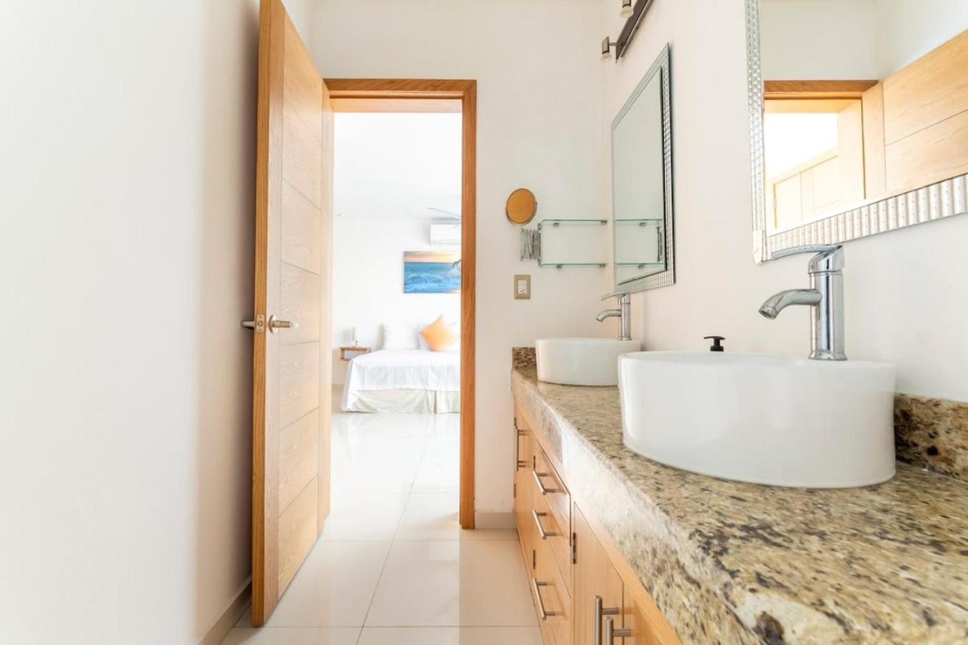 Wow! Gated House Wifi 5rooms 12pax Pool Private Сasa de vacaciones