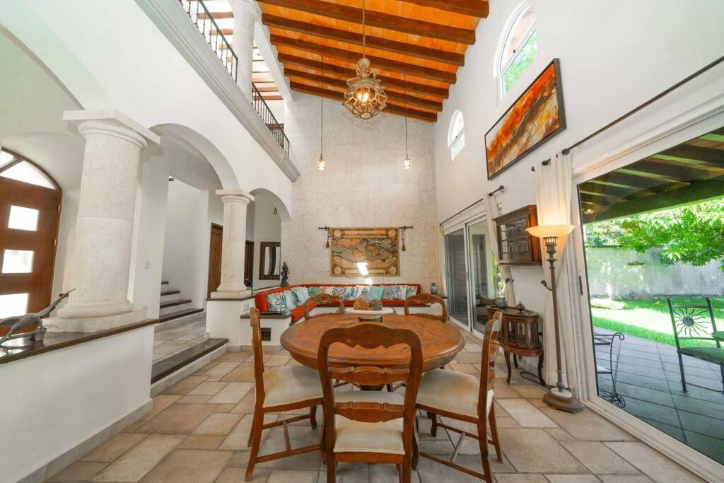 Tucanes 5br Private Pool *
