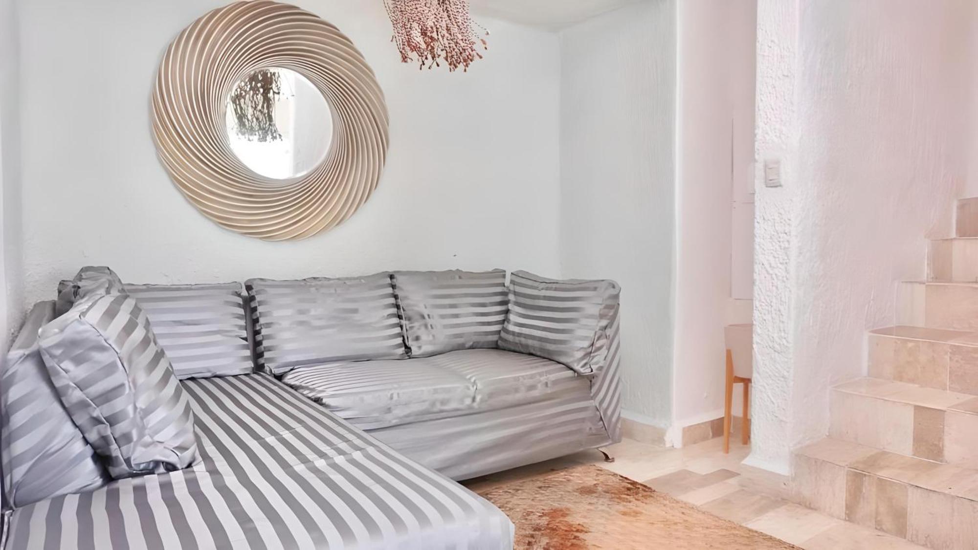 Apartamento Plaza By Andiani Travel