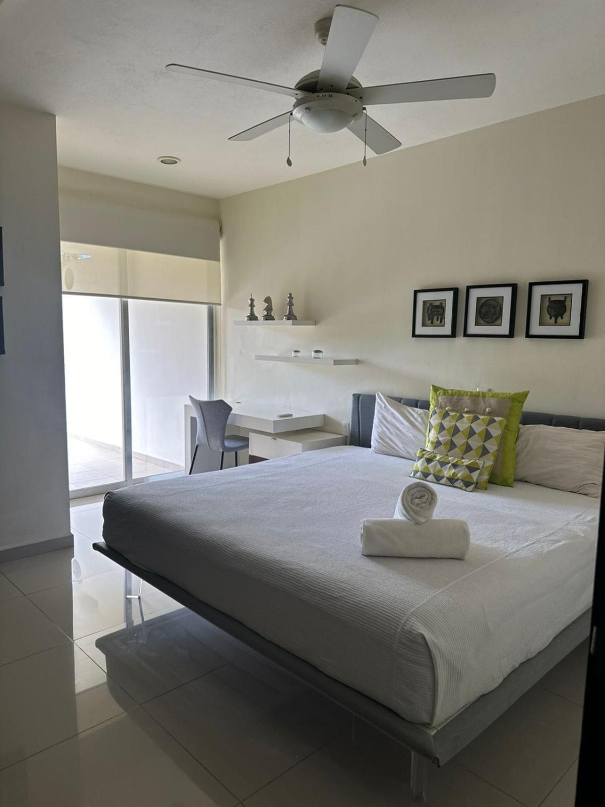 2 Bedroom - Pool & Jacuzzi