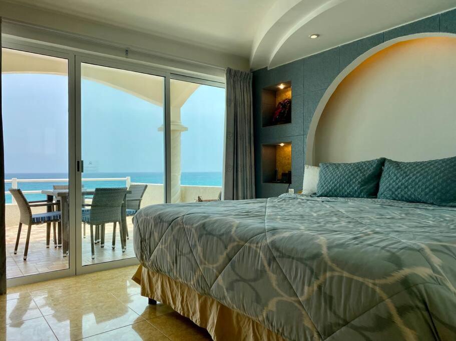 Eltonblom1970 At Out Look Com Beach House Blom Villa Cancún