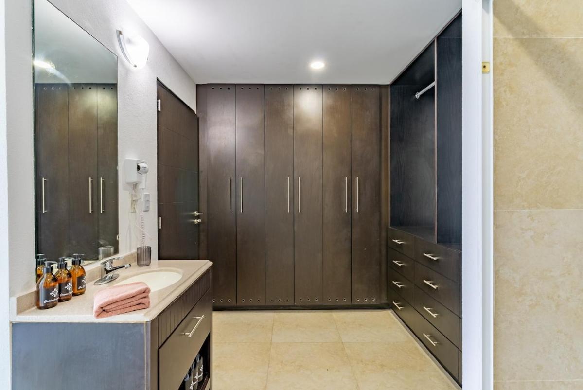 Front With Access Amara Apartamento *