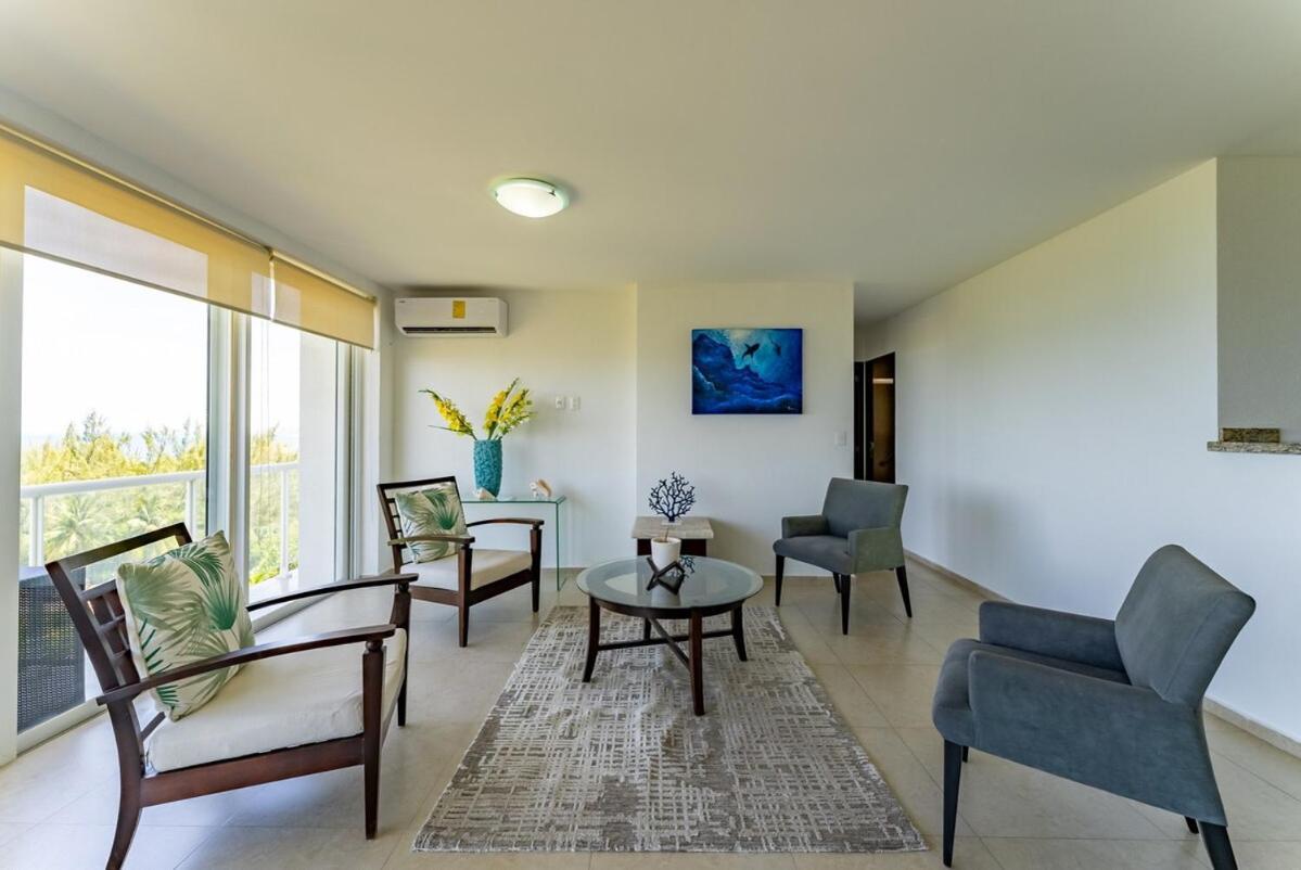Front With Access Amara *