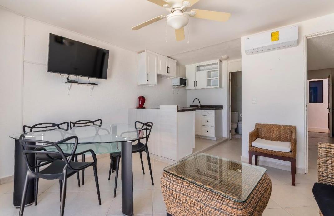 Ocean View Front Apartamento