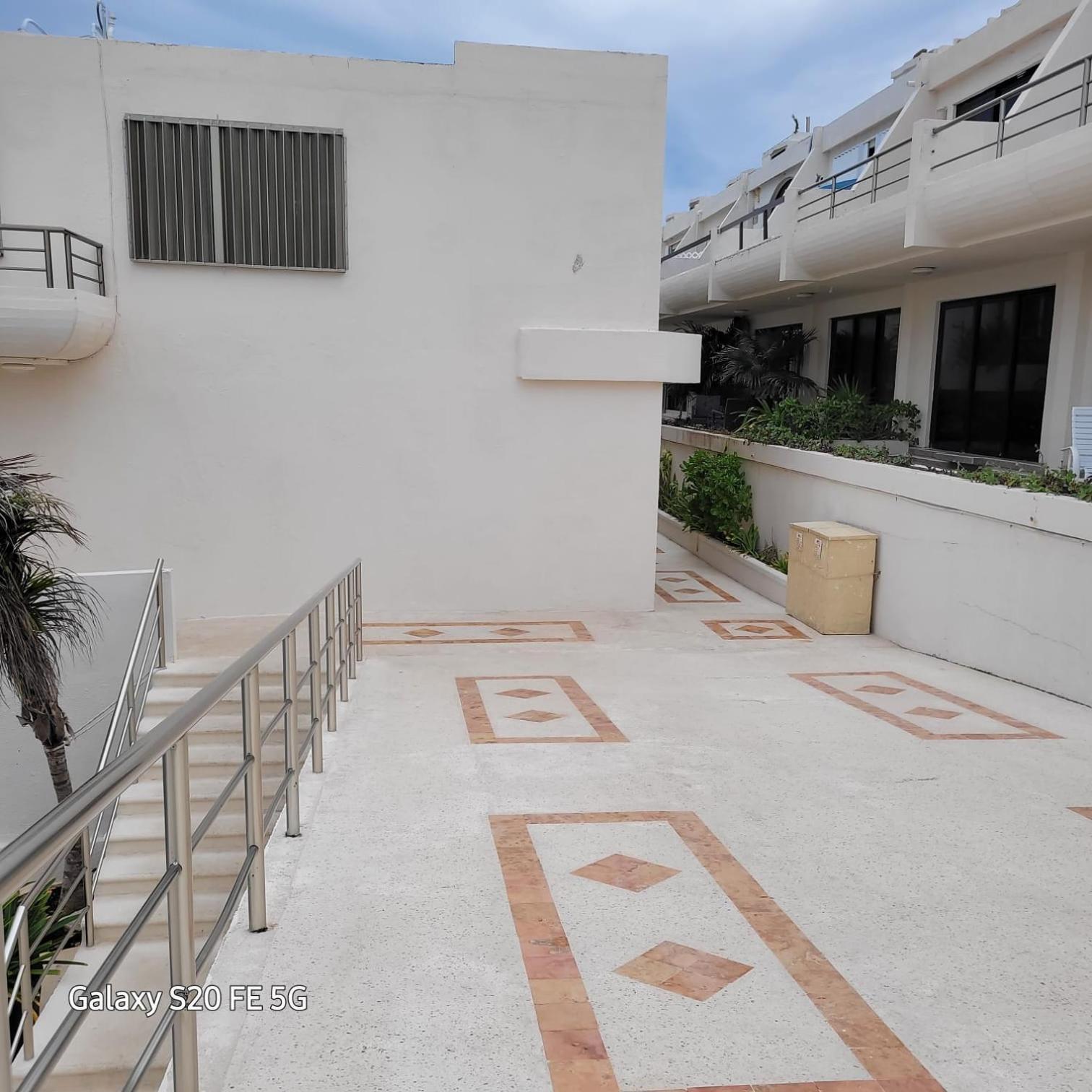 Ocean View Front *