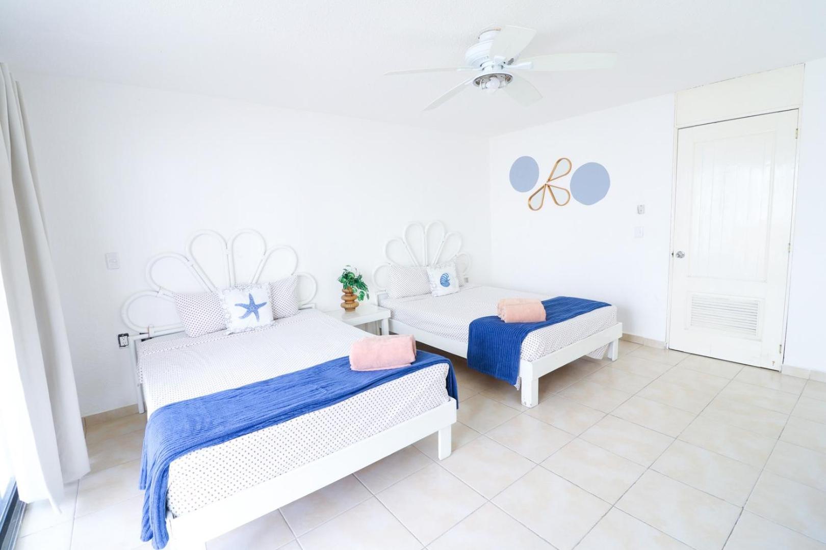 Apartamento With Balcony & Partial Ocean View At Marlin *