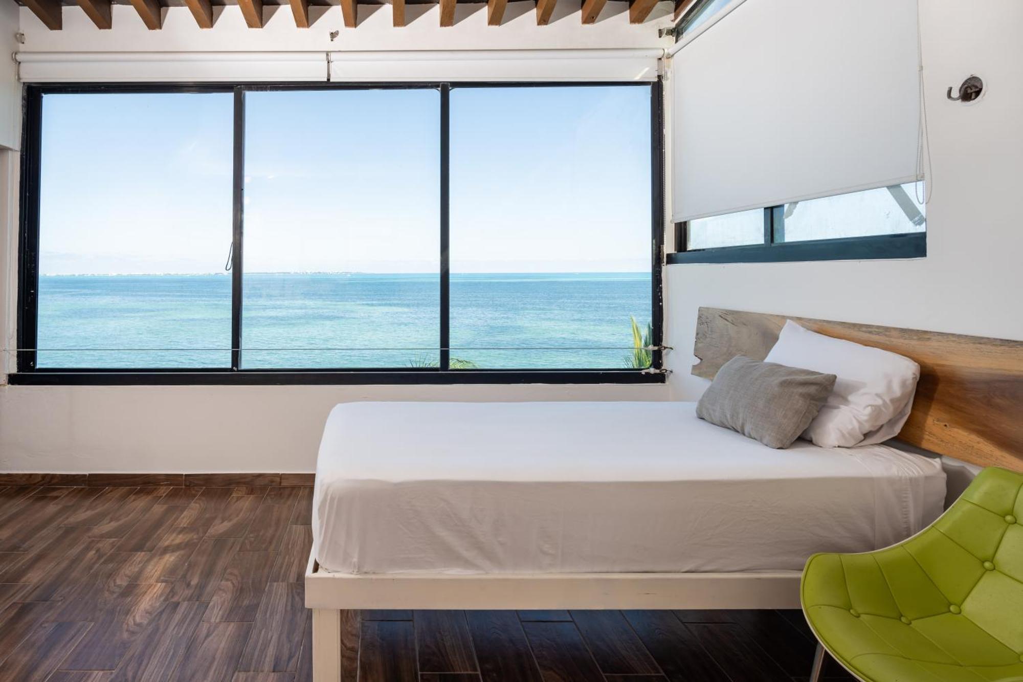 Beachfront Con Magnifica Vista *