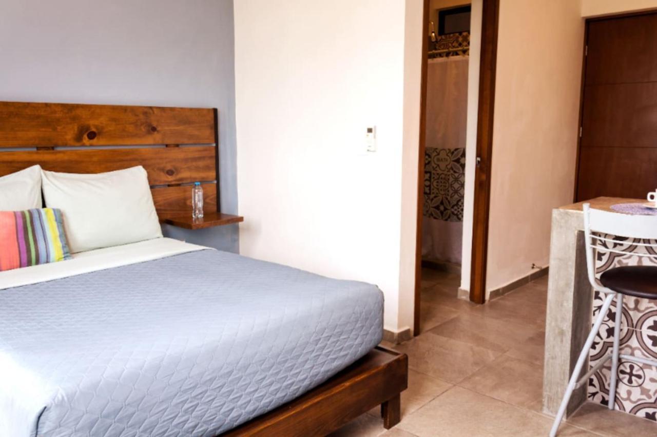 Close To The Adults Only * Cancún