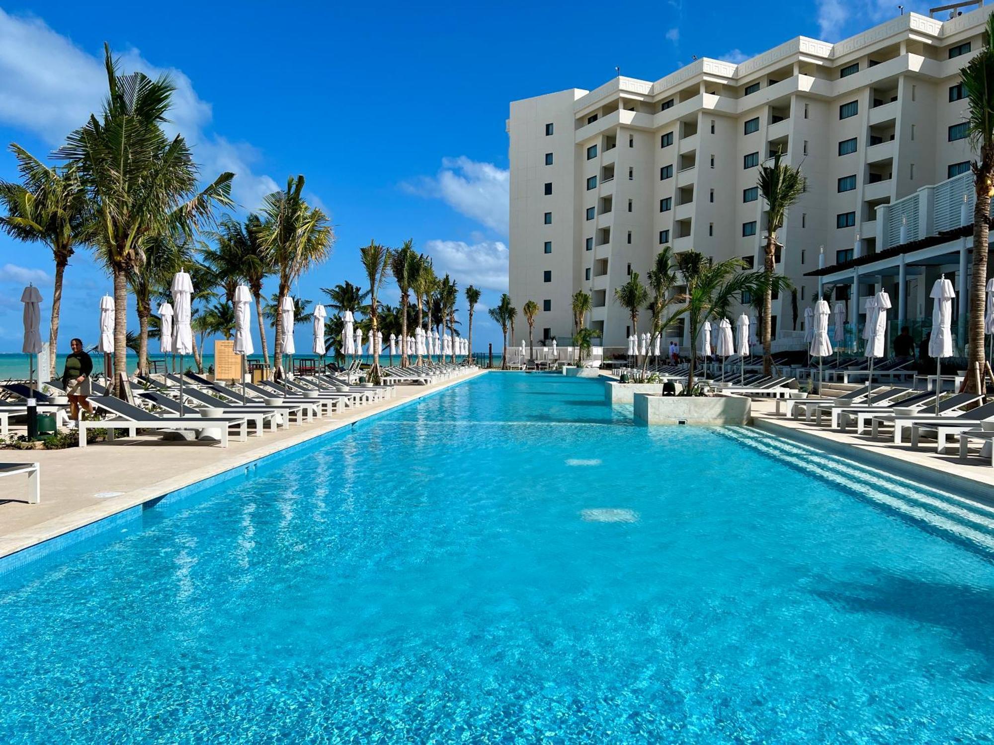 Apartment Oceanfront Paradise In Zone