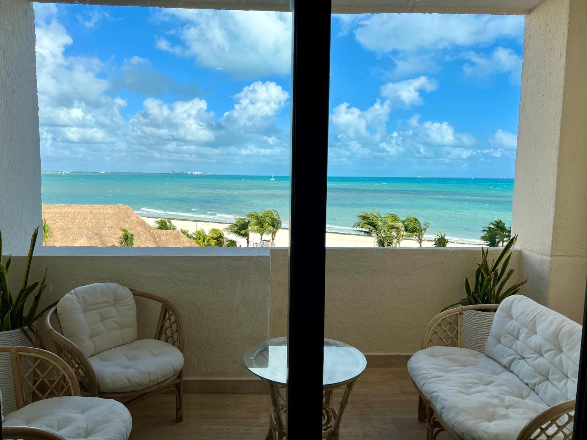 Oceanfront Paradise In Zone Apartment *