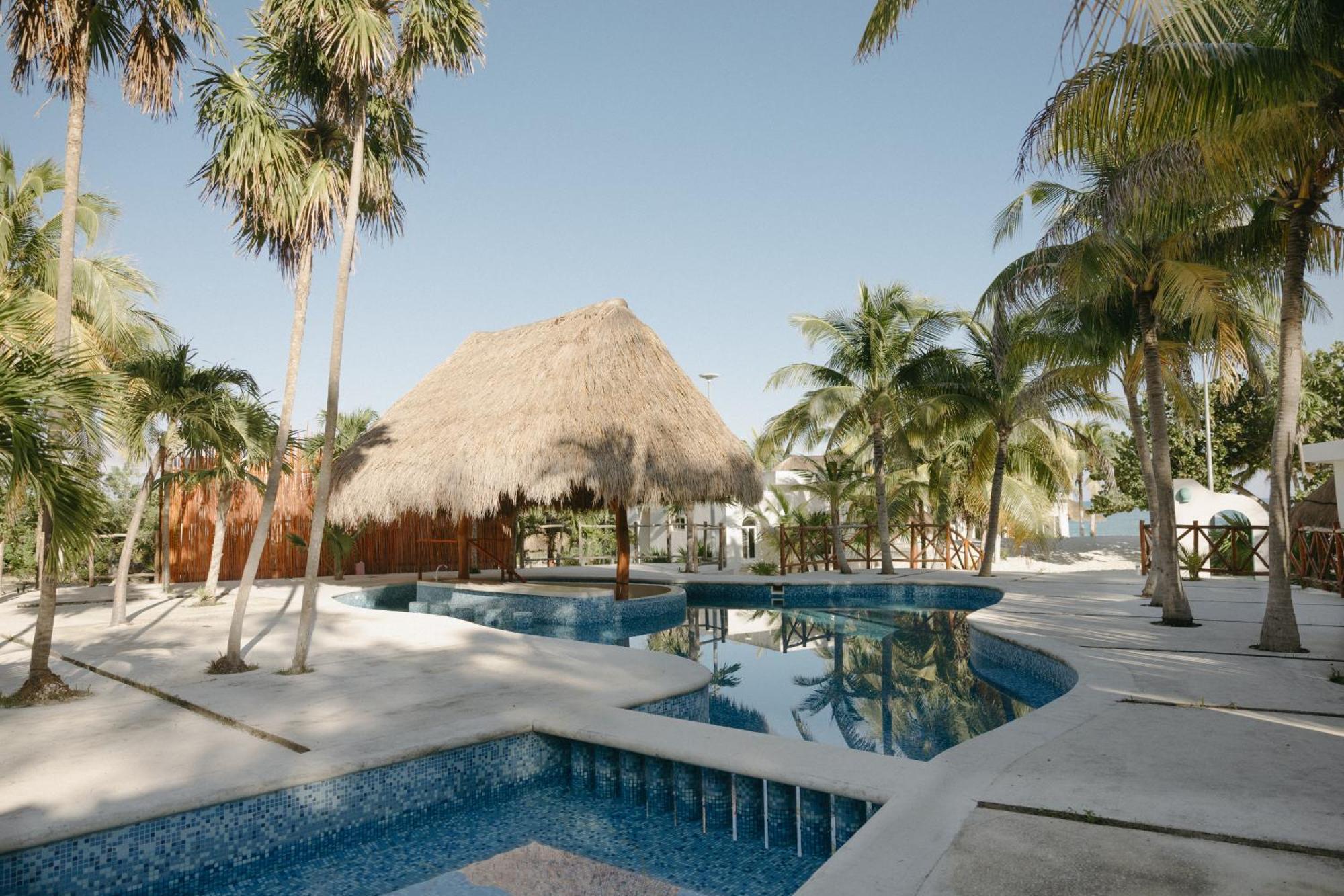 Ocean Bliss Retreat Entire Private Beachfront With 4 Villa *