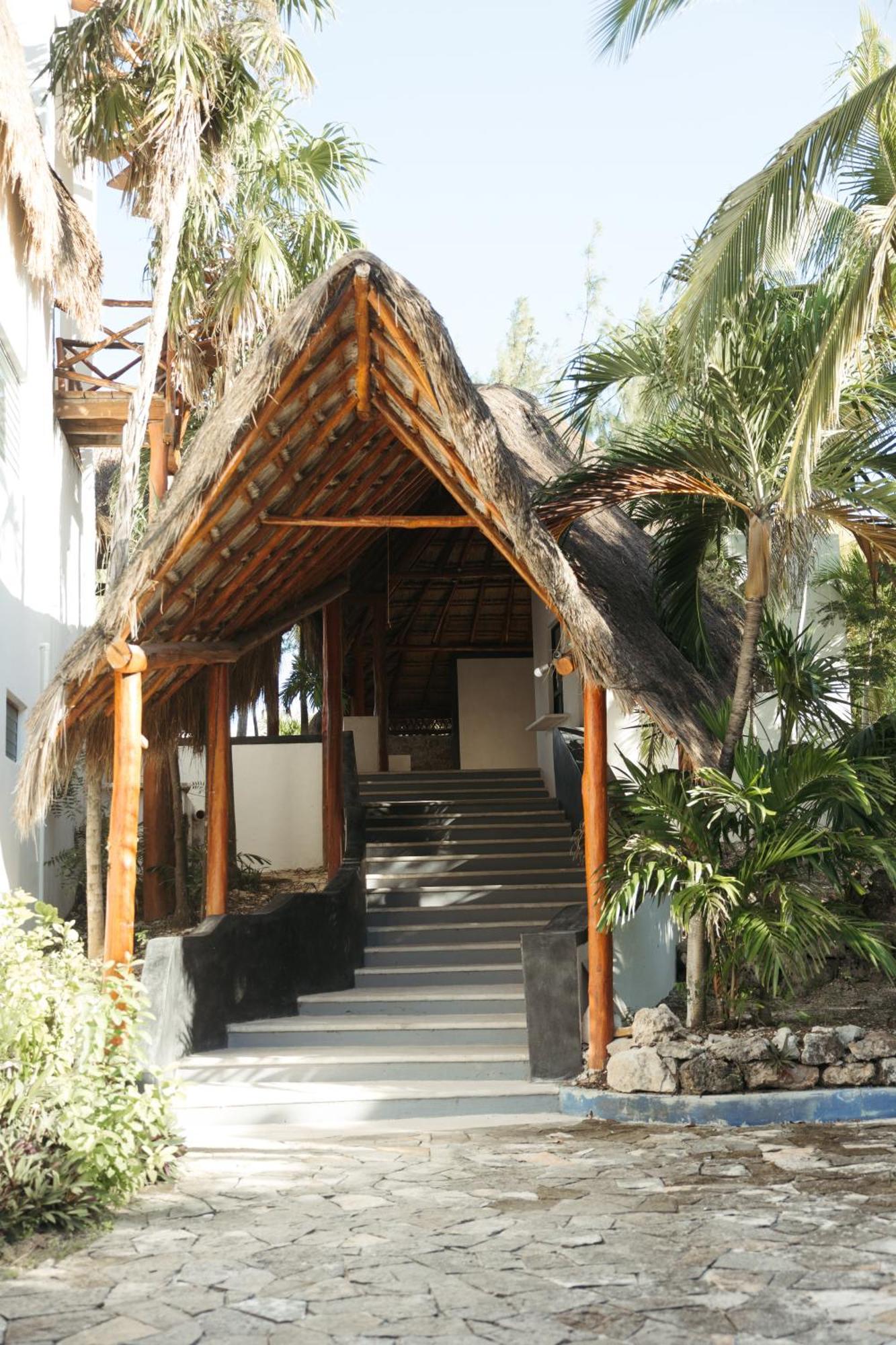 Ocean Bliss Retreat Entire Private Beachfront With 4 Villa Cancún