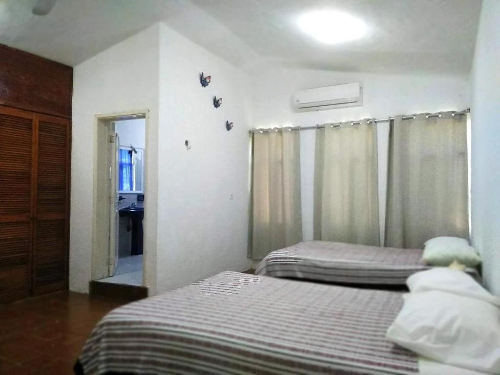 Habitación en casa particular Centrico Y Tranquilo *