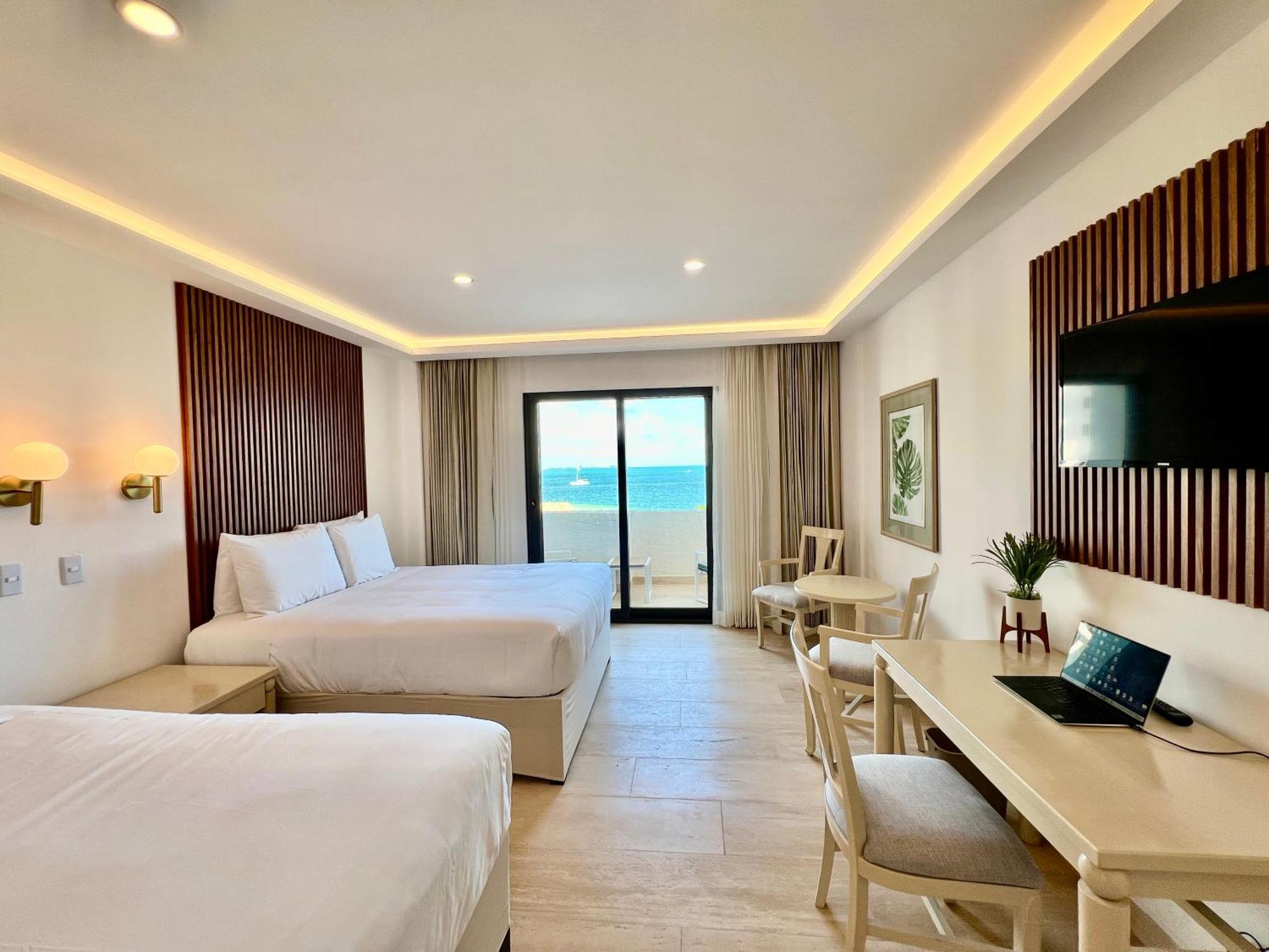 Oceanfront Paradise In Zone Apartment