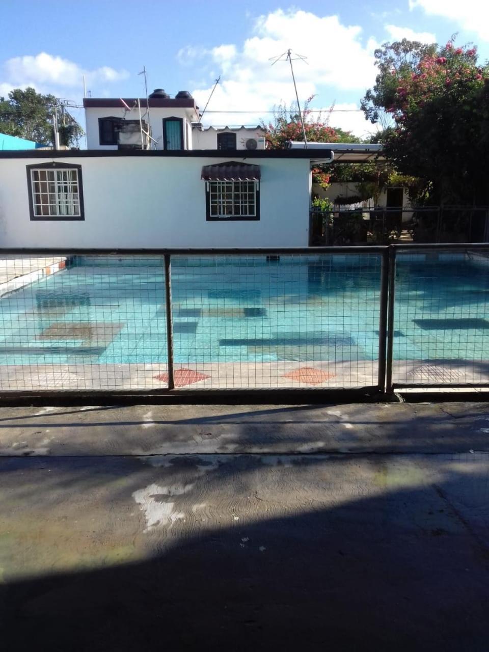 Large House With Pool In For Big Groups