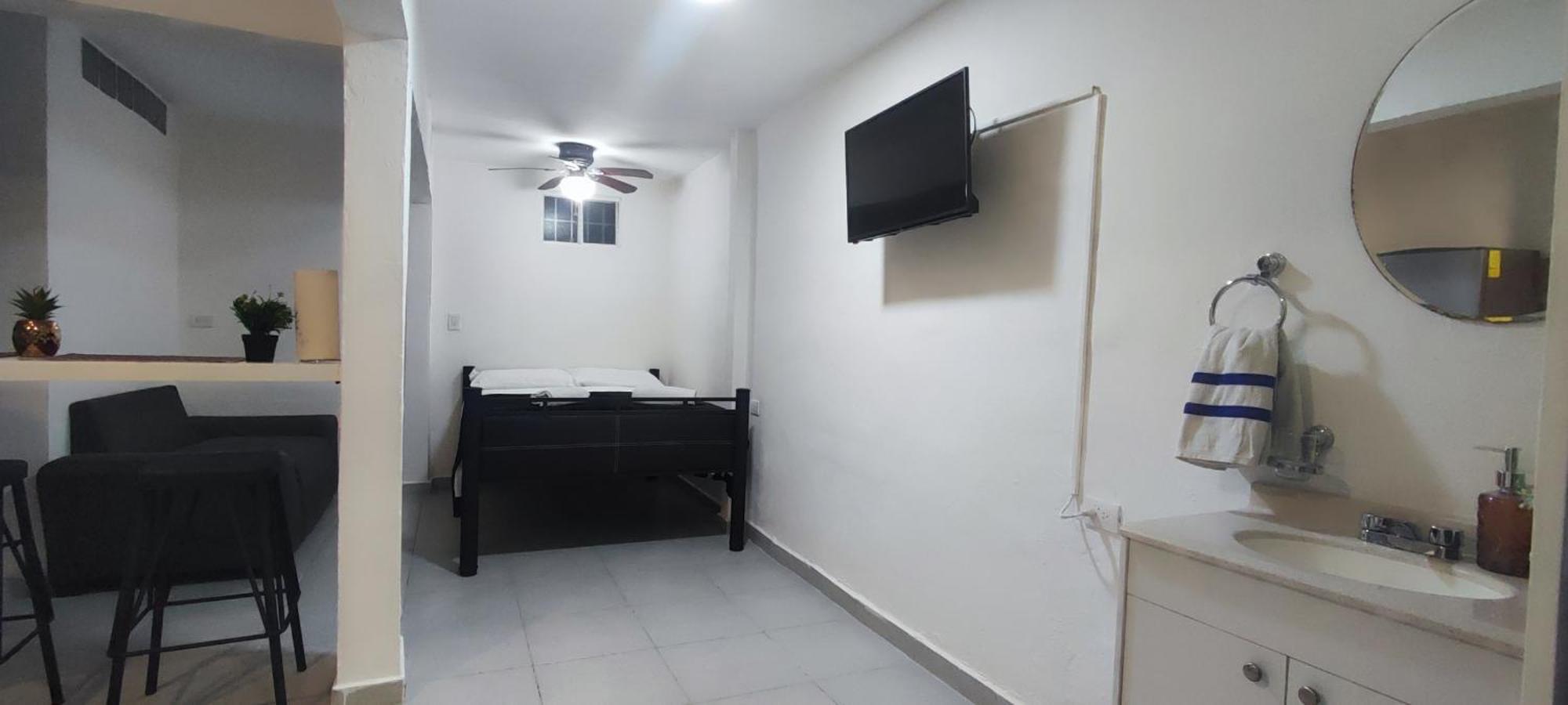 Comfortable Close To The Up To 4 Guests * Cancún