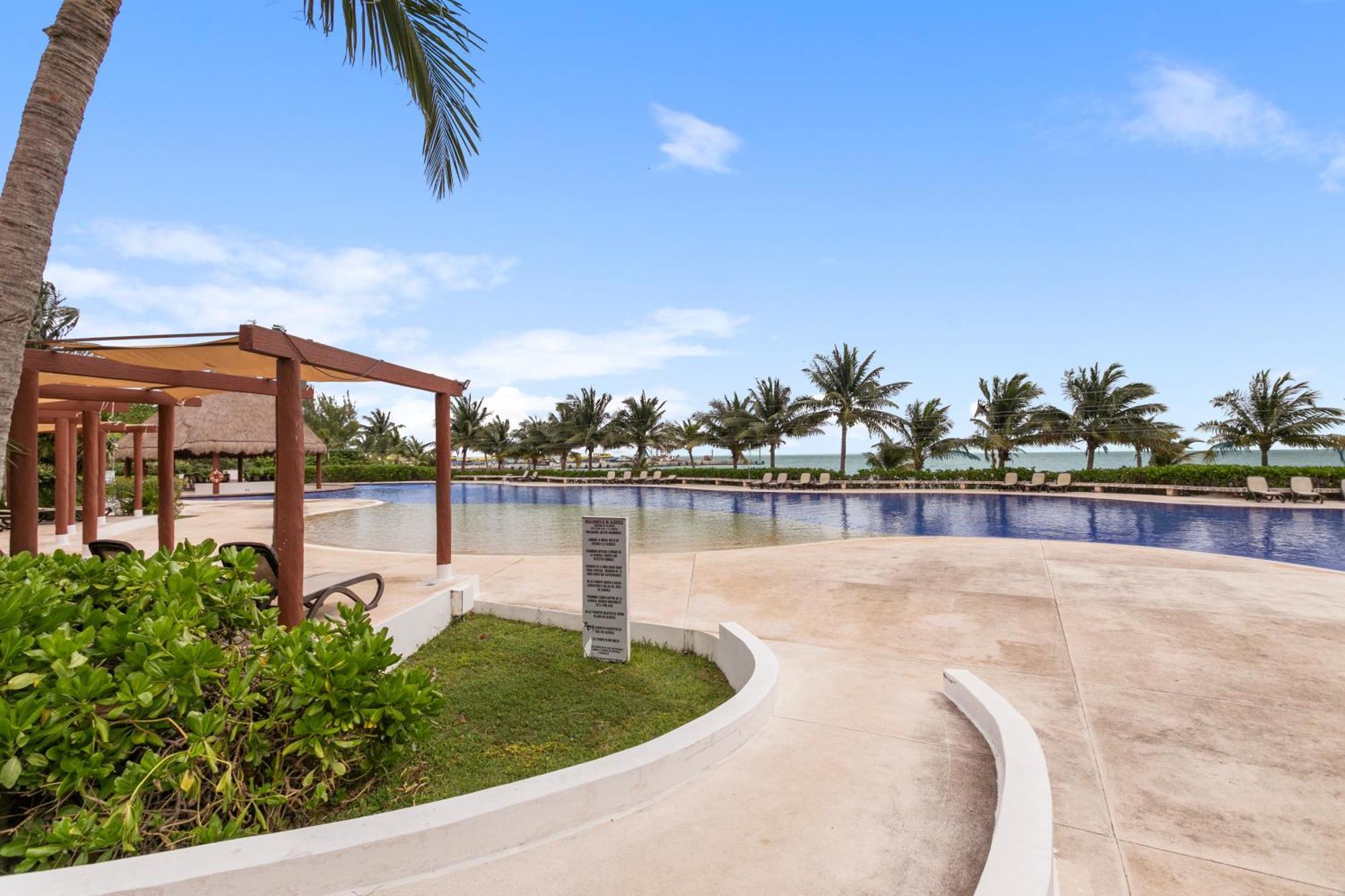 Spacious 3bd With Pool & In Cancún