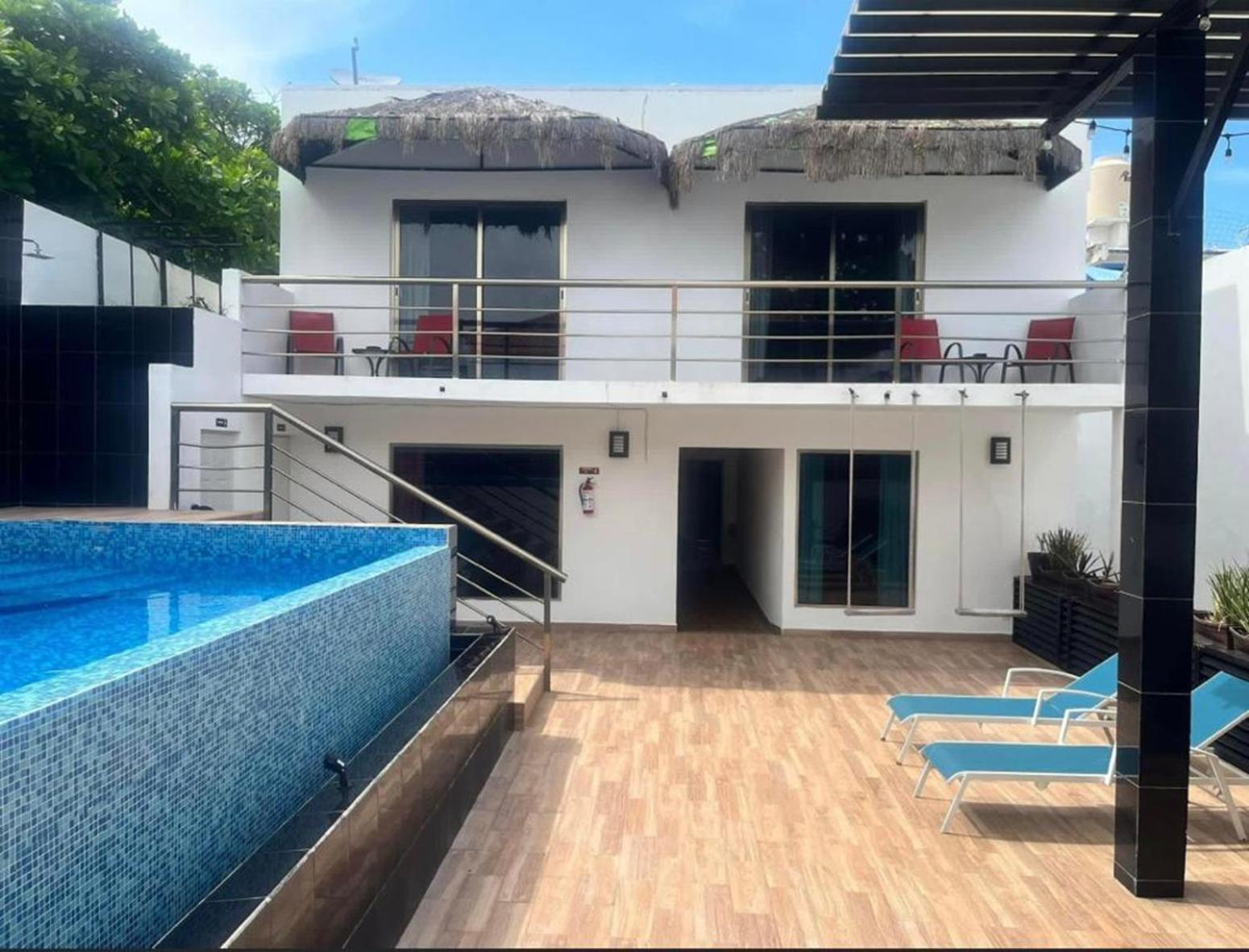 Balam, Dowtown Affordable Hotel 3*