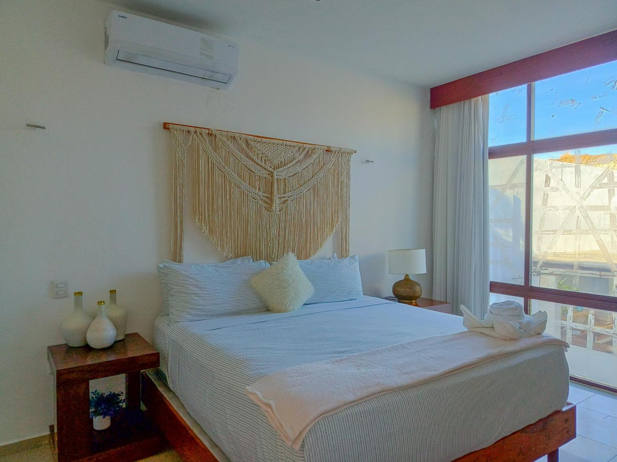 Gran Con Banos En Villa Cancún