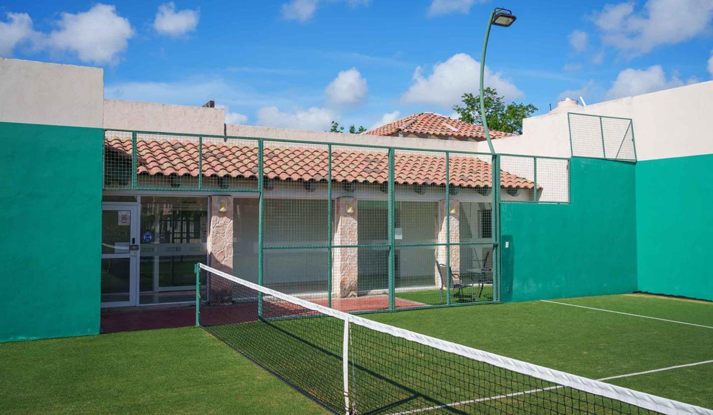 Casa Con Alberca Y Seguridad Garantizada * Cancún
