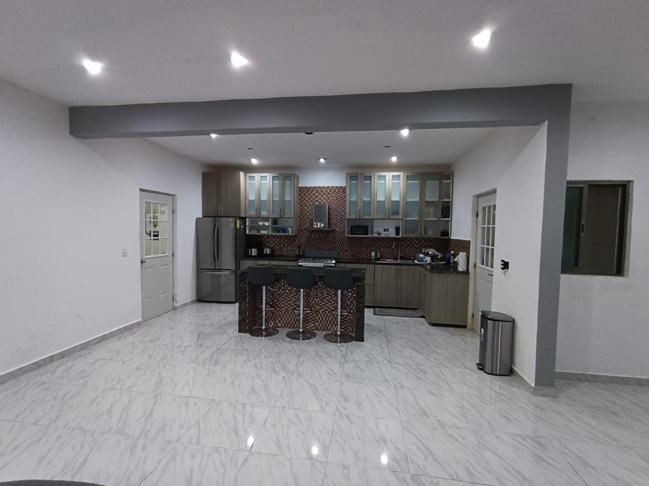 Сasa de vacaciones Jungle Oasis - 4 Bedrooms *