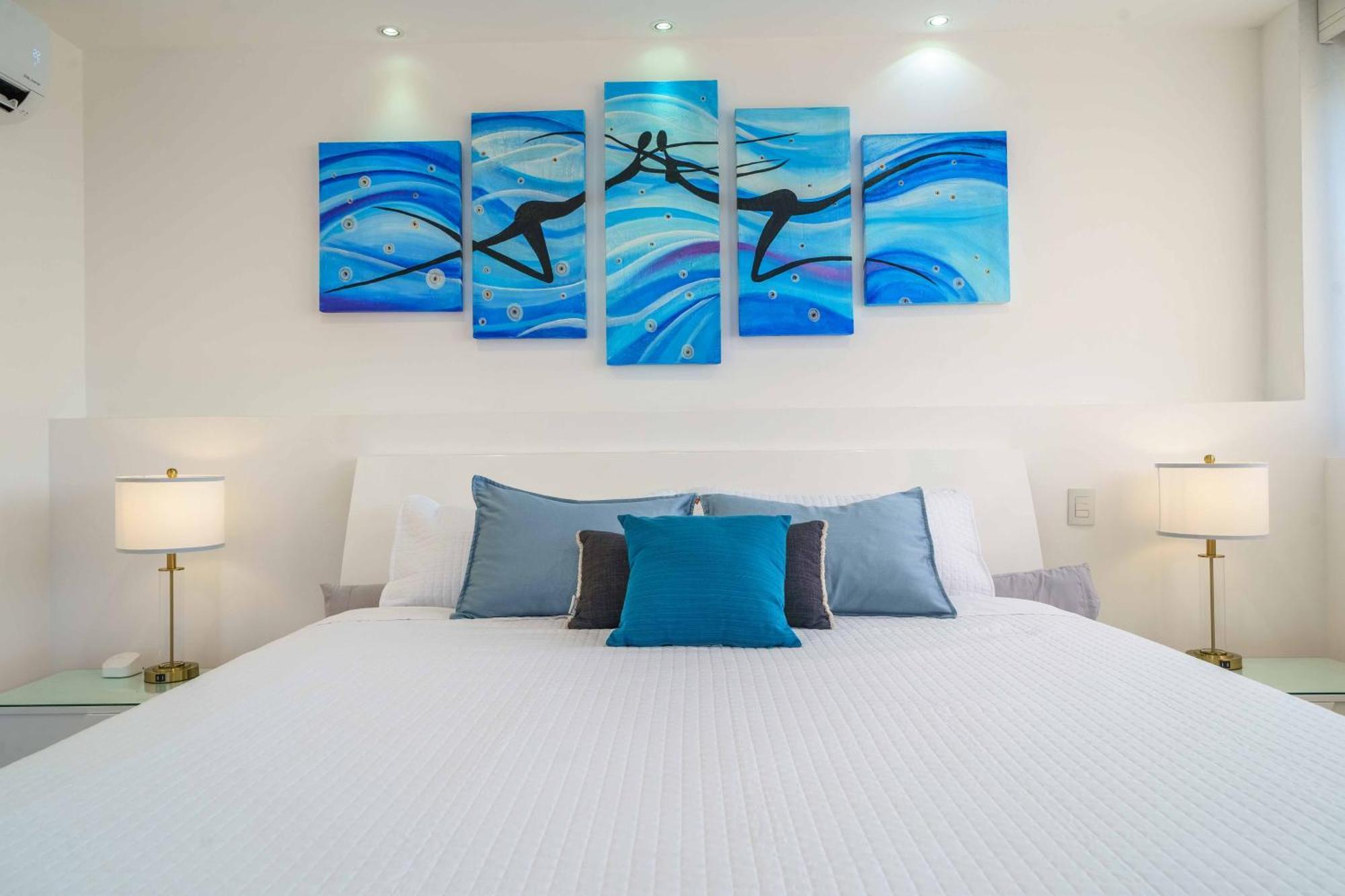 Apartamento Luxury 4 Bedroom Penthouse With Private Jacuzzi Steps From Hotel Zone *