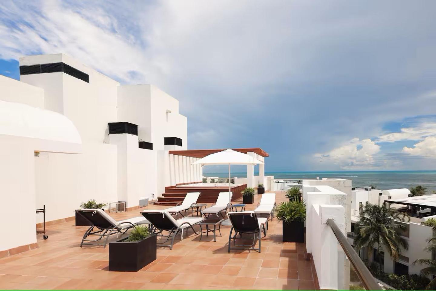 La Amada Residences Private Getaway With Pools & Gym Cancún