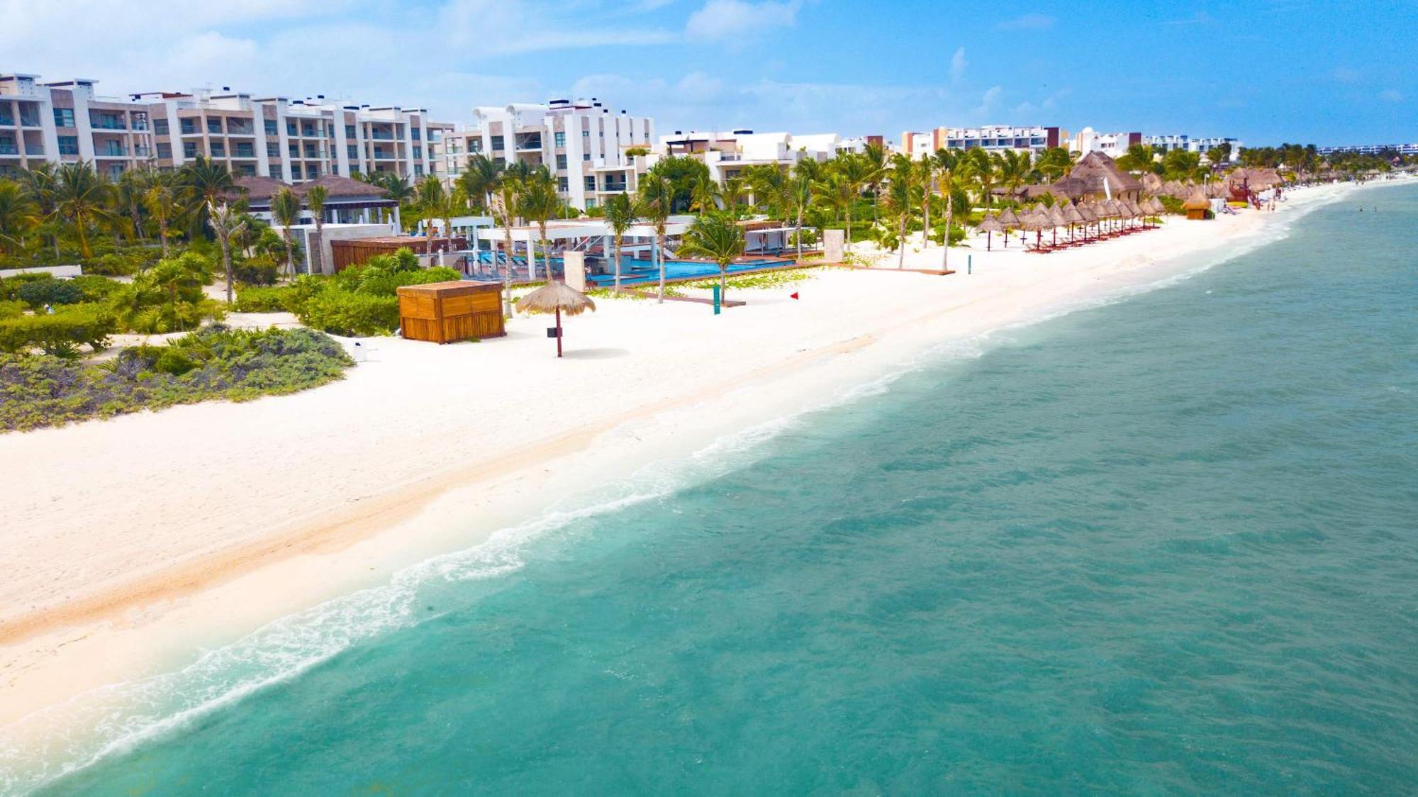 Apartamento La Amada Residences Private Getaway With Pools & Gym *