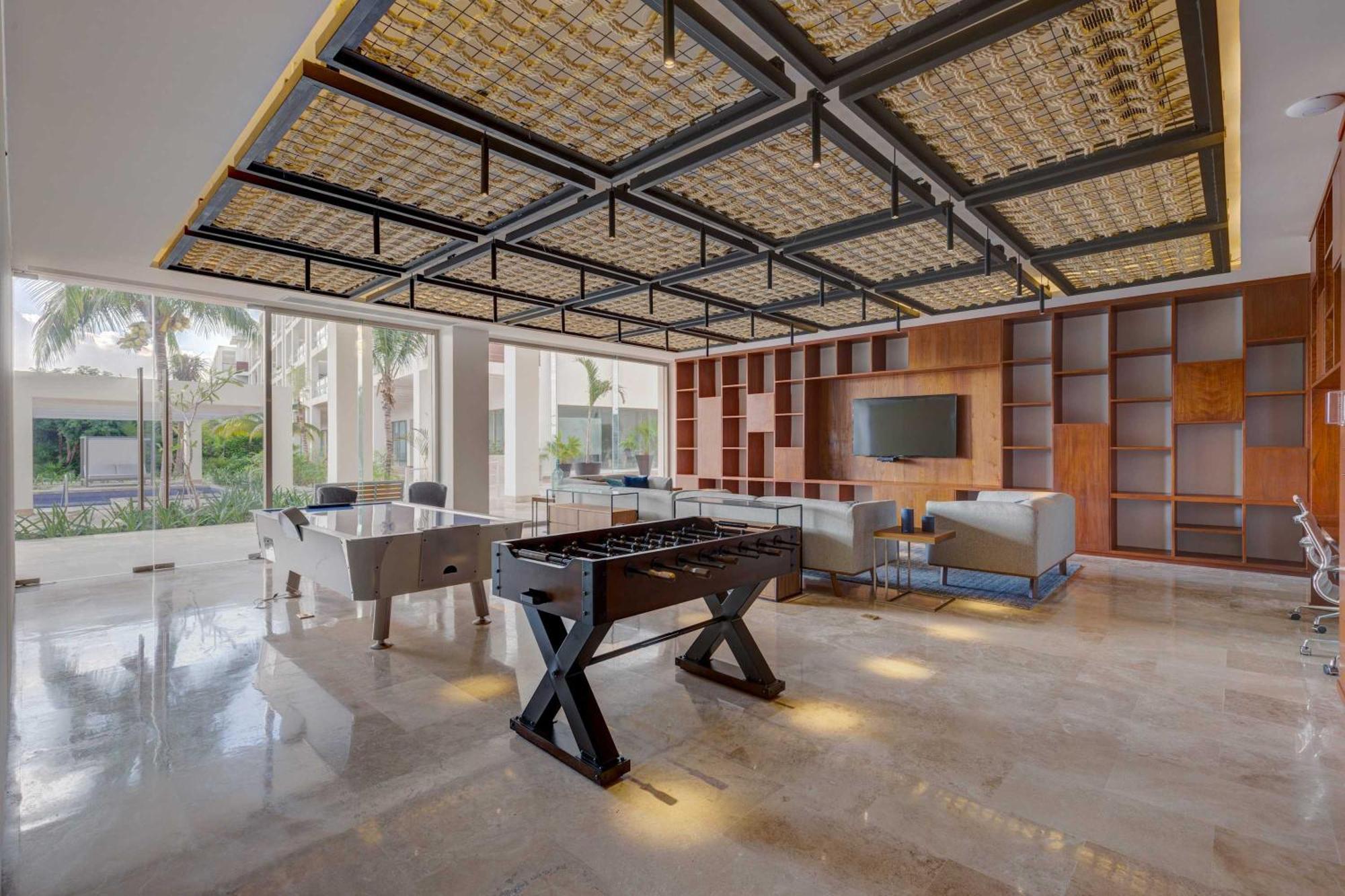 La Amada Residences Private Getaway With Pools & Gym *