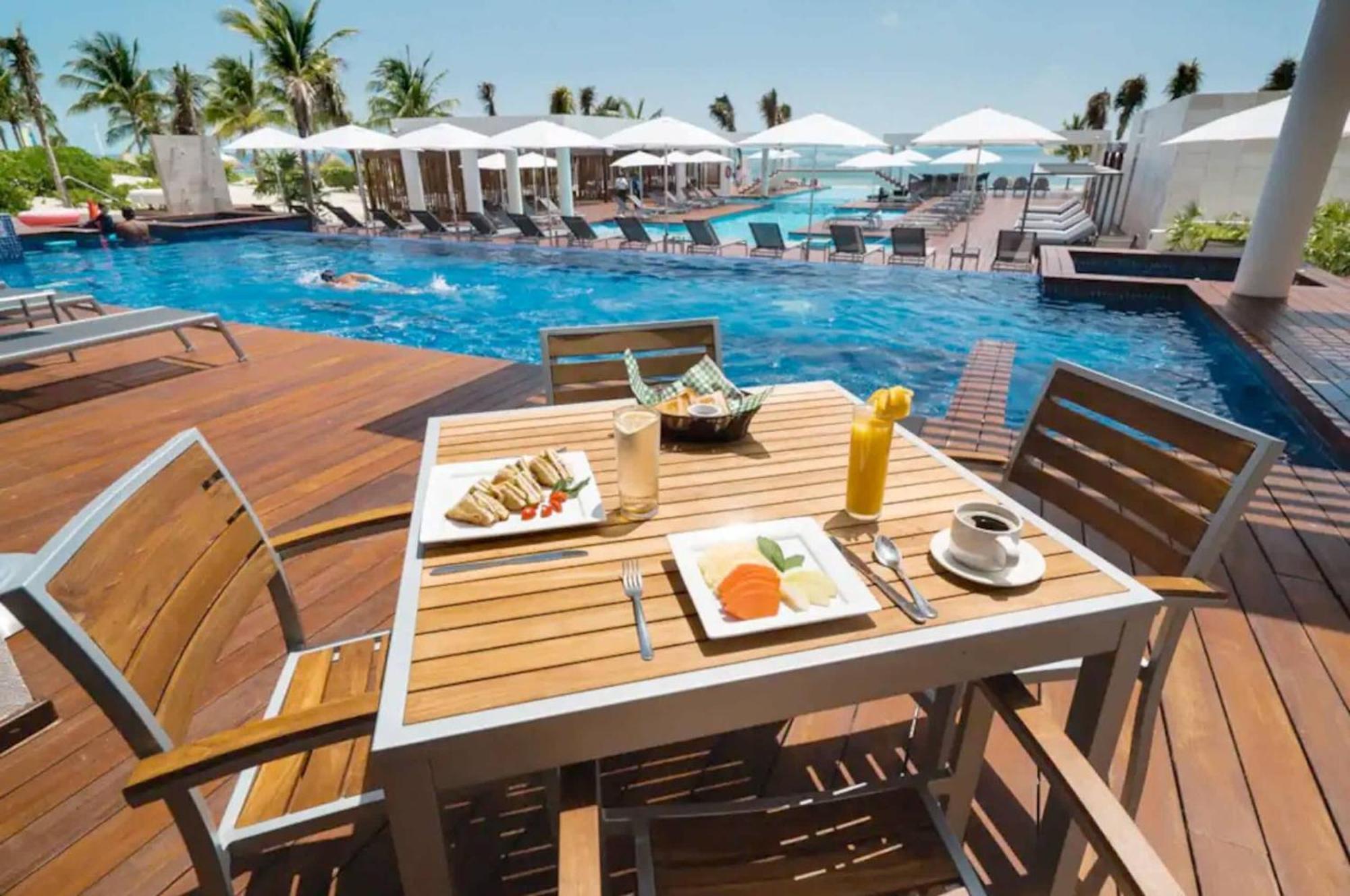 La Amada Residences Private Getaway With Pools & Gym Cancún