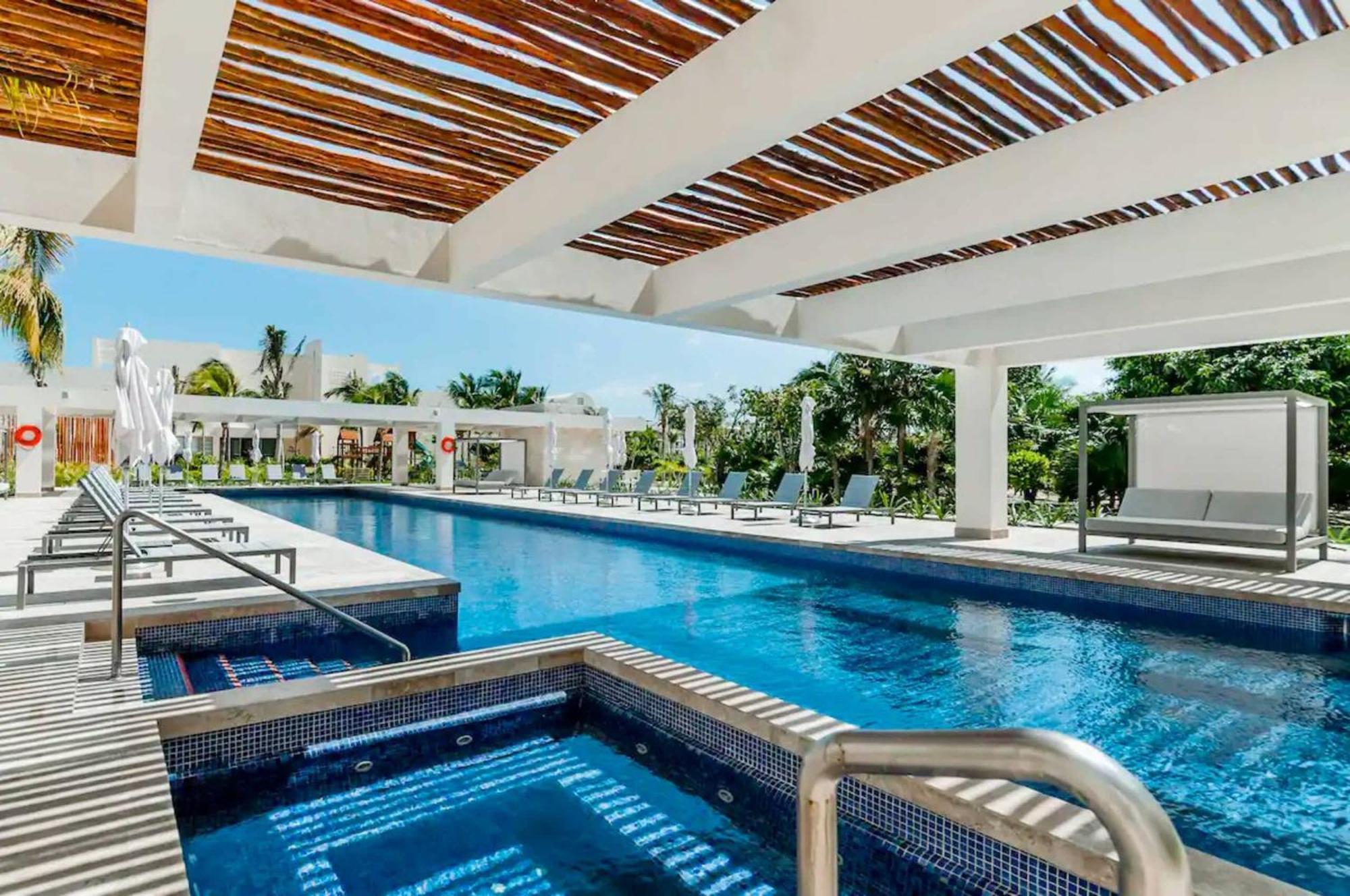 La Amada Residences Private Getaway With Pools & Gym * Cancún
