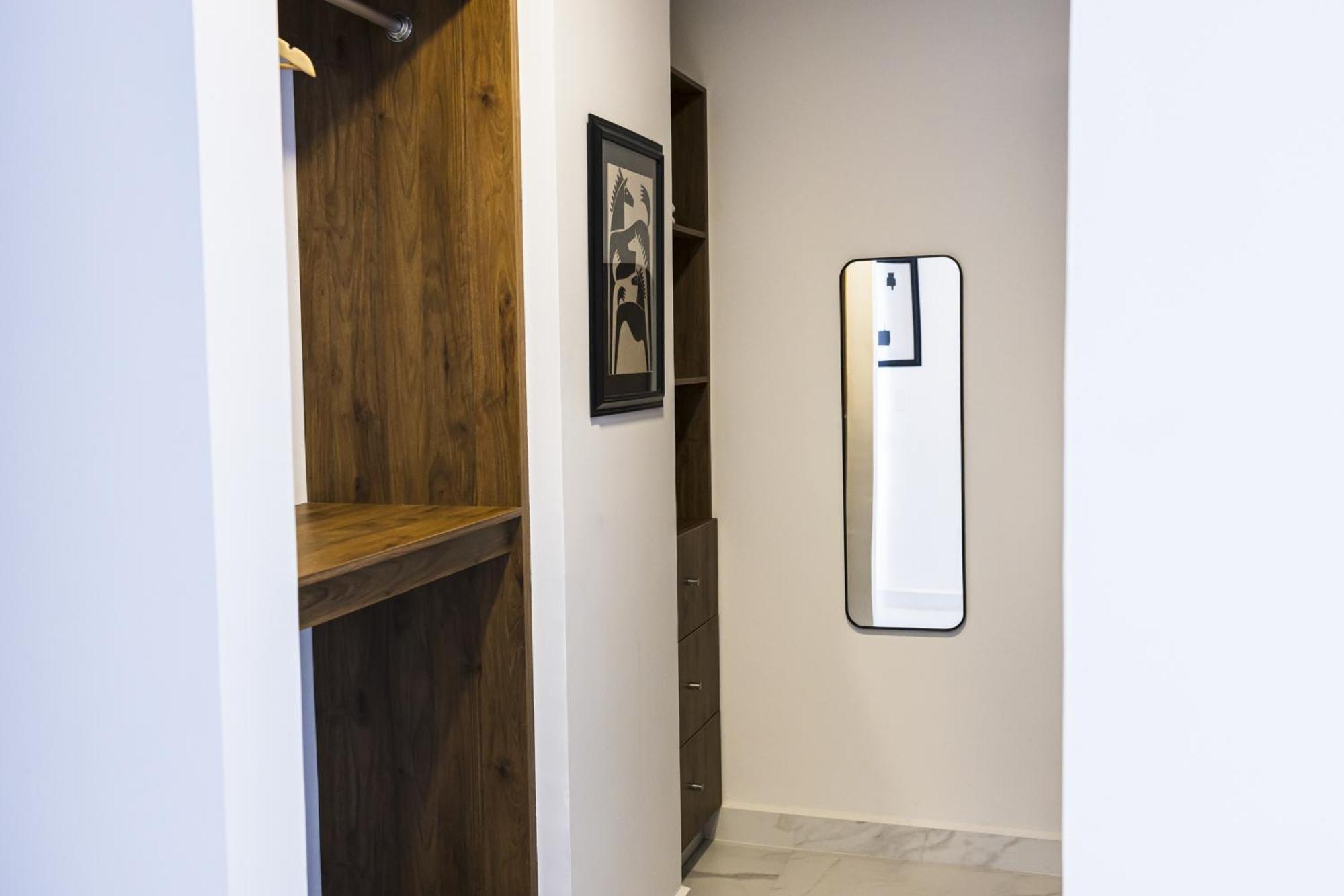 Icono C701 Apartamento