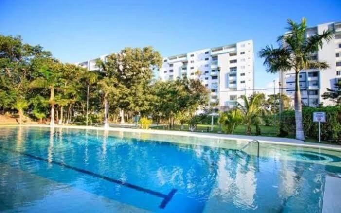Apartamento Modern, Downtown Apartment, 2br, 2bth, With Pool