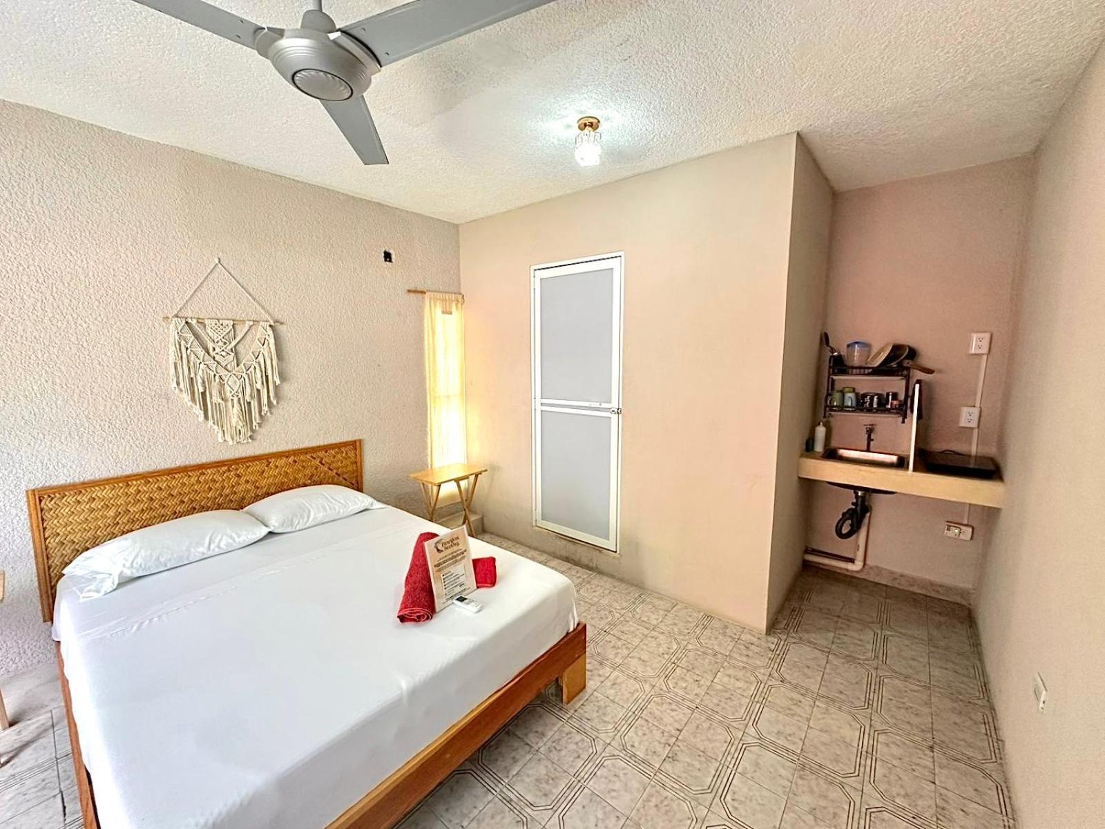 Burgos Pensión Cancún