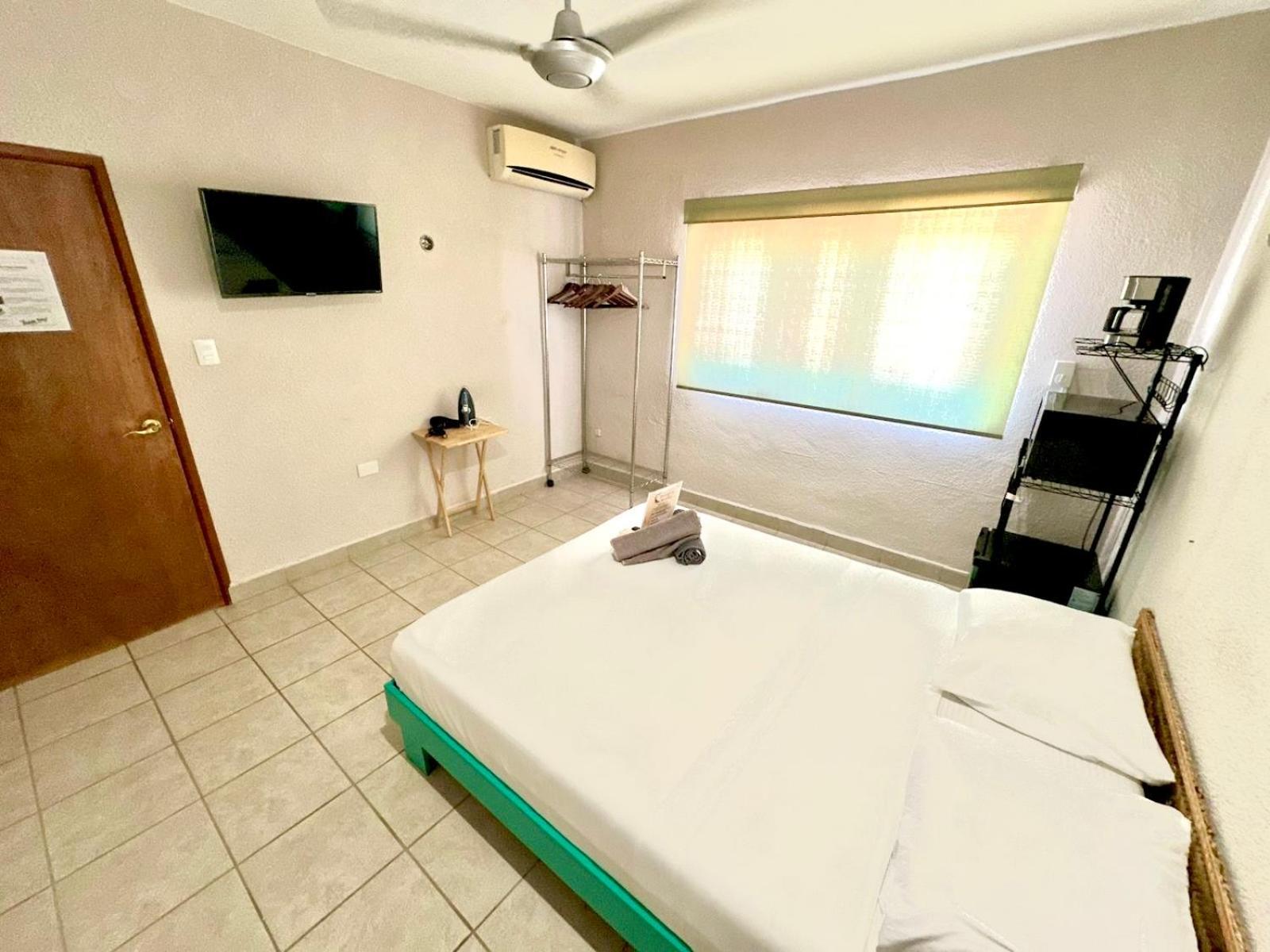 Burgos Pensión Cancún