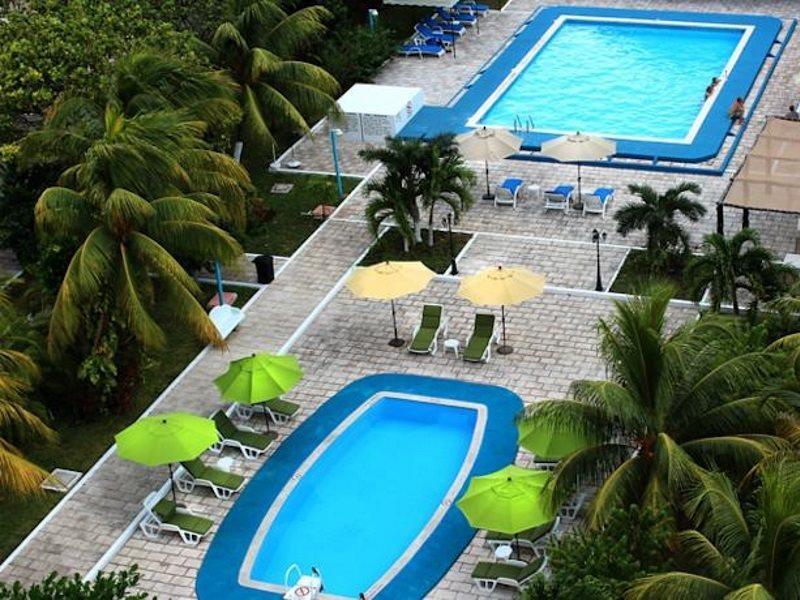 View Mediterrando & Suites Hotel 3*