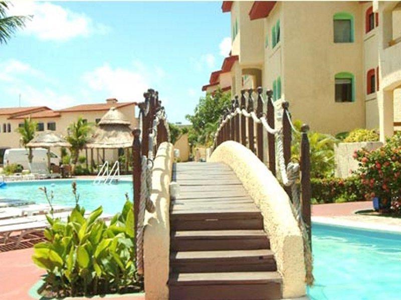 Selina Laguna Zone Hotel 3*