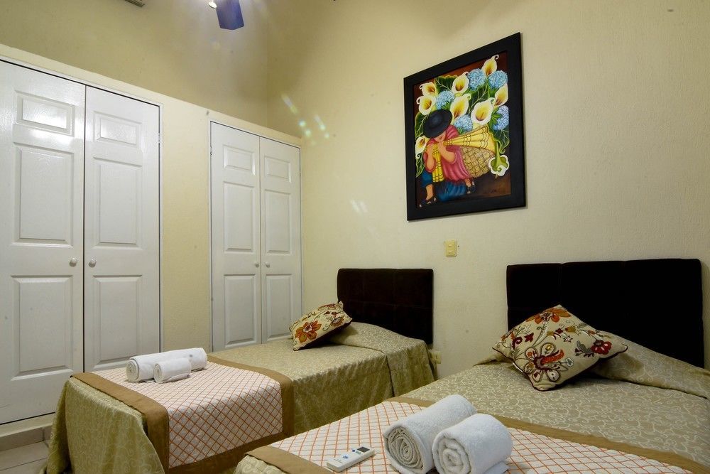Tulipanes Villa Cancún