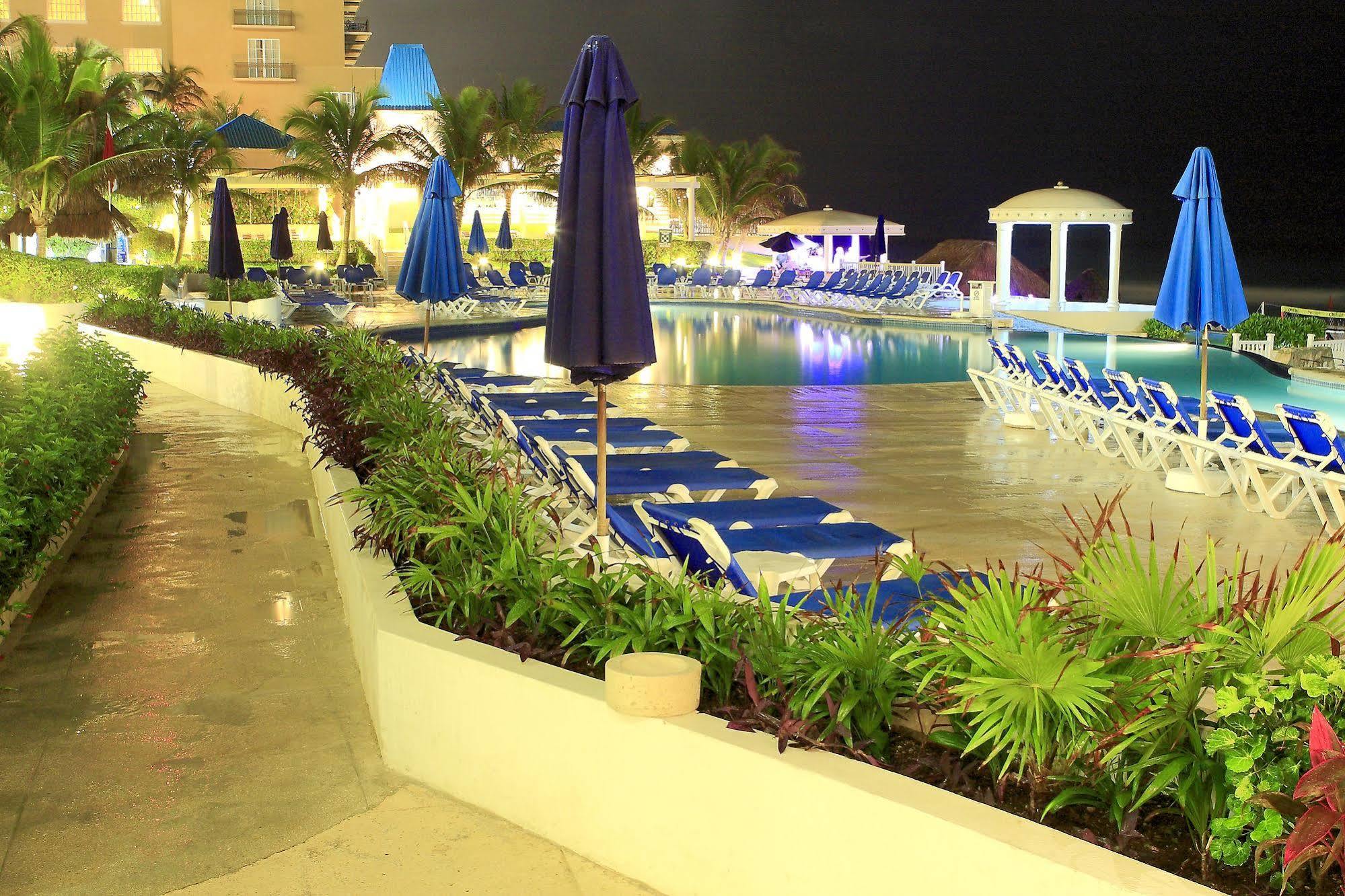 Golden Parnassus Adults Only & Hotel 5*