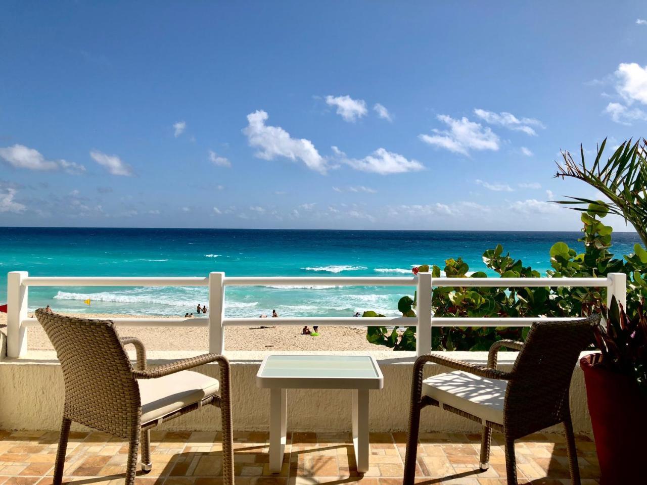 Eight Bedroom Beach House *