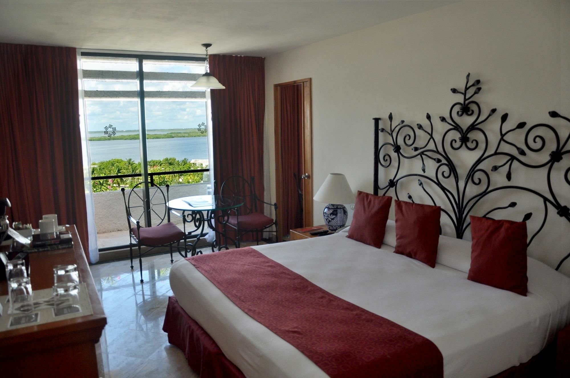 Oasis Lite Resort