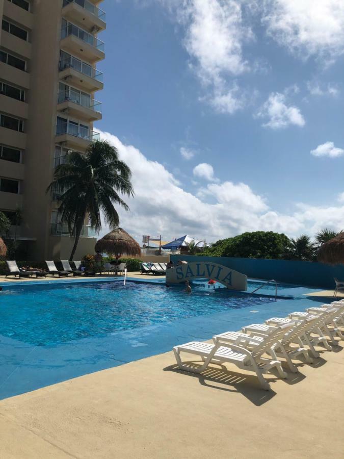 Lovely * Cancun