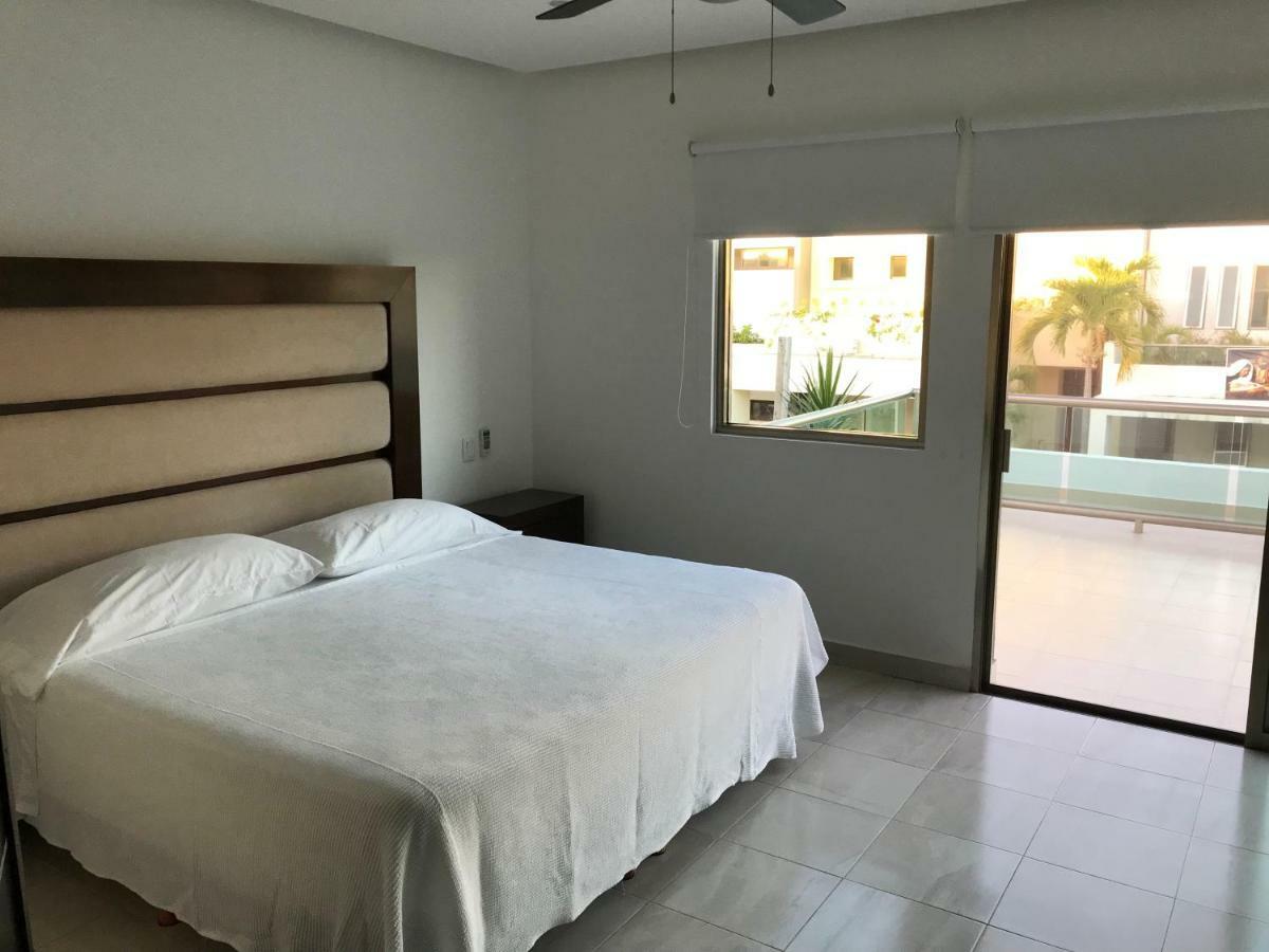 Airport Zone Habitación en casa particular Cancún