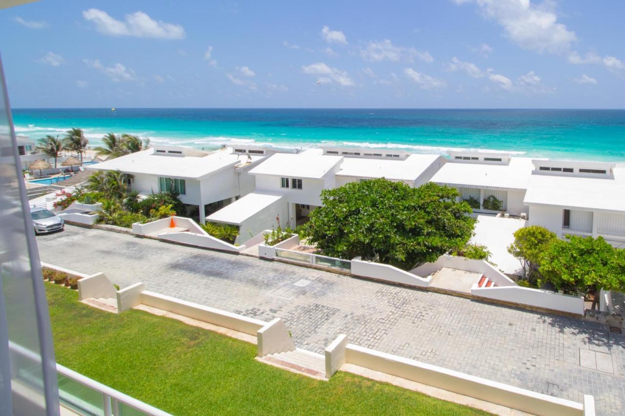 Penthouse Ocean Front, Steps To The Beach Apartamento Cancún