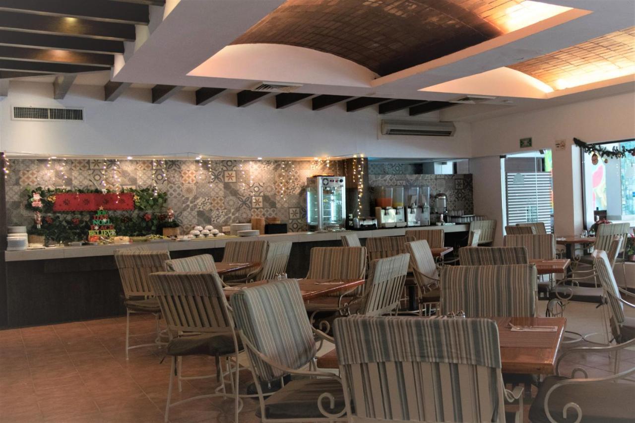 Oceanfront At Voted Sandy Cancun